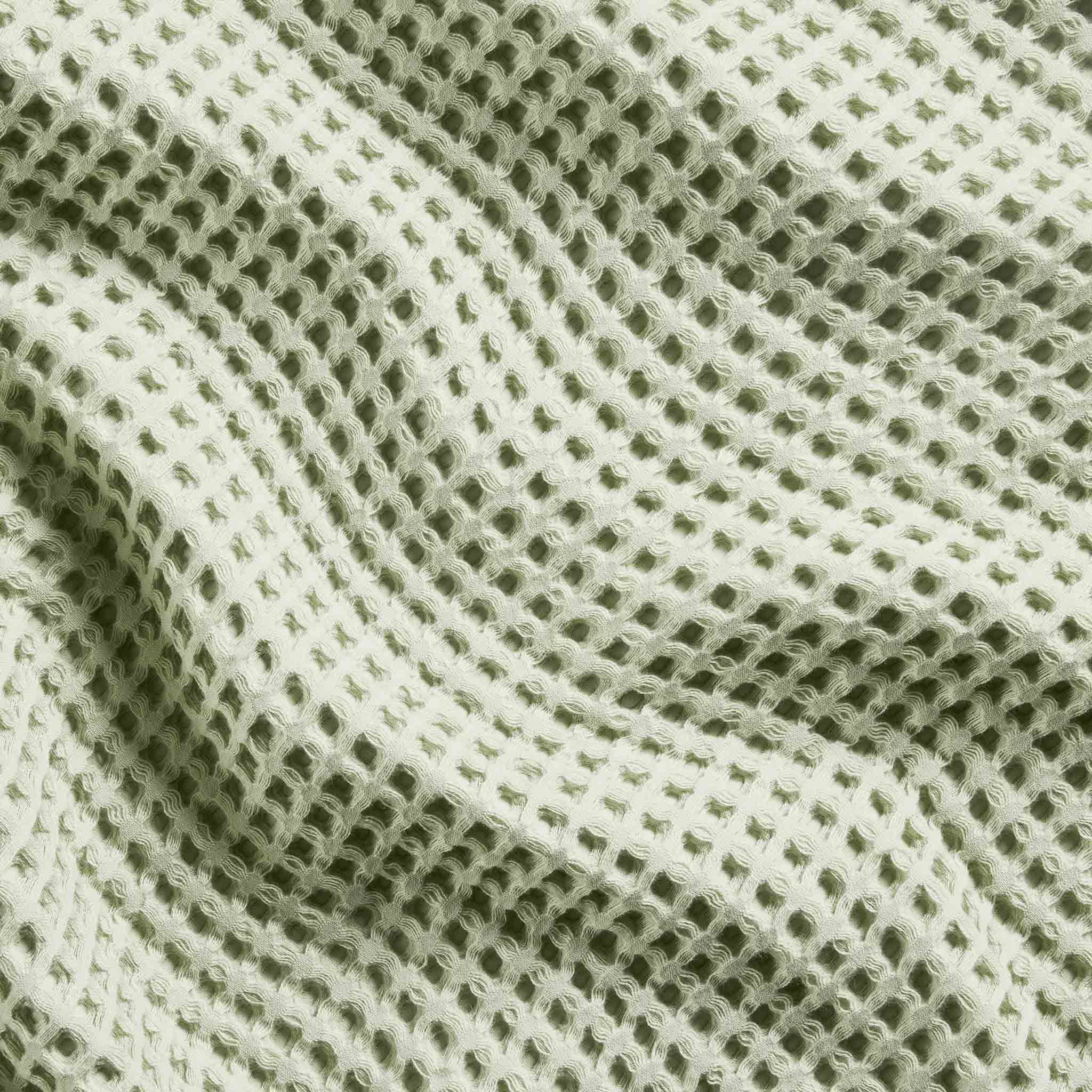 Dreamweave Waffle Robe K2