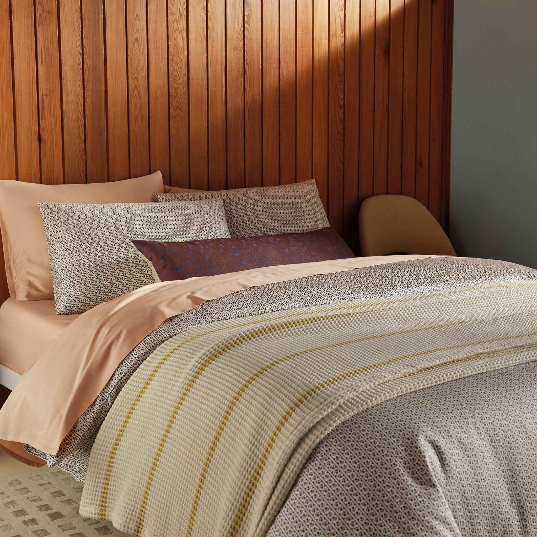 Dreamweave Waffle Bed Blanket W6