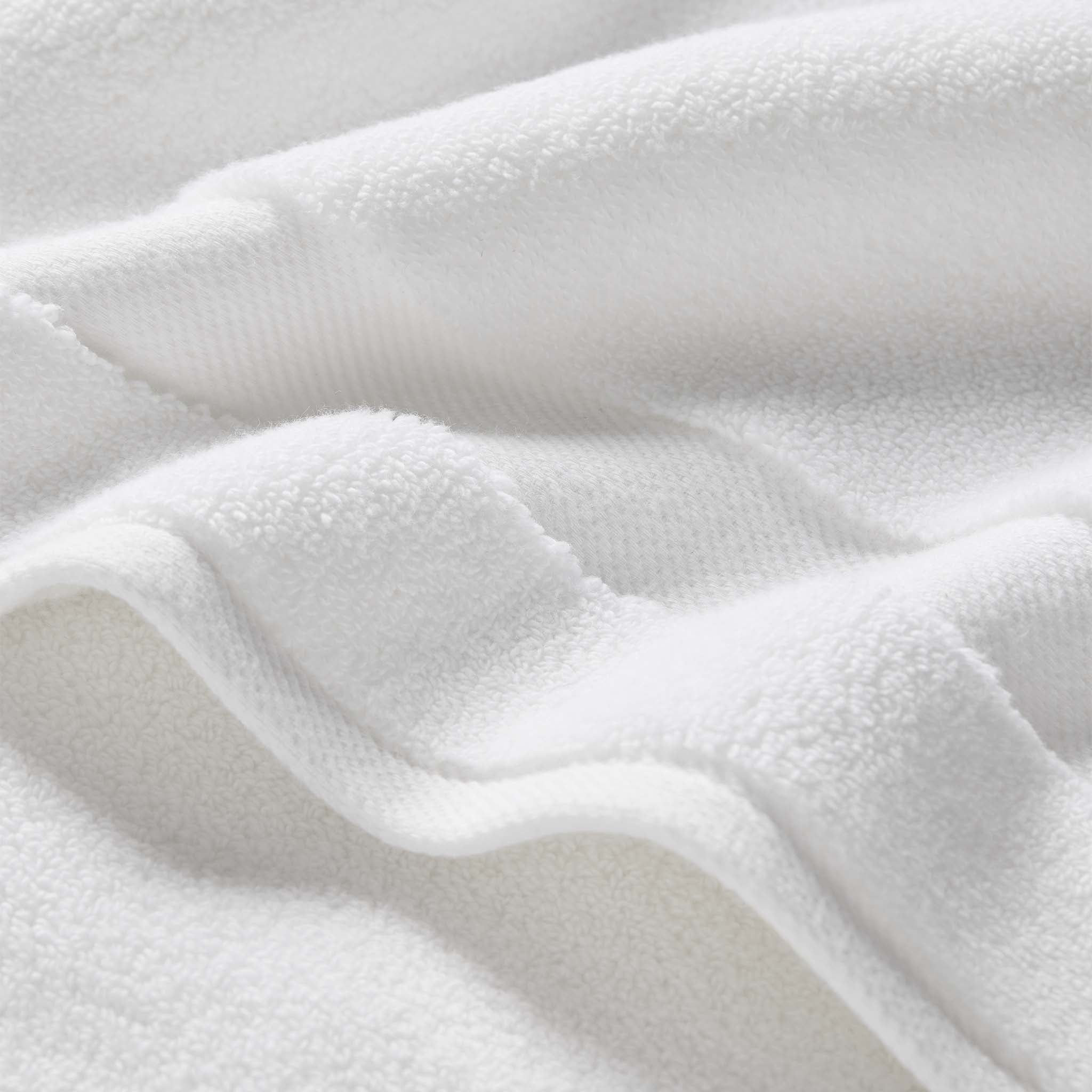 Super-Plush Set of 4 Bath Towel Bundle F8