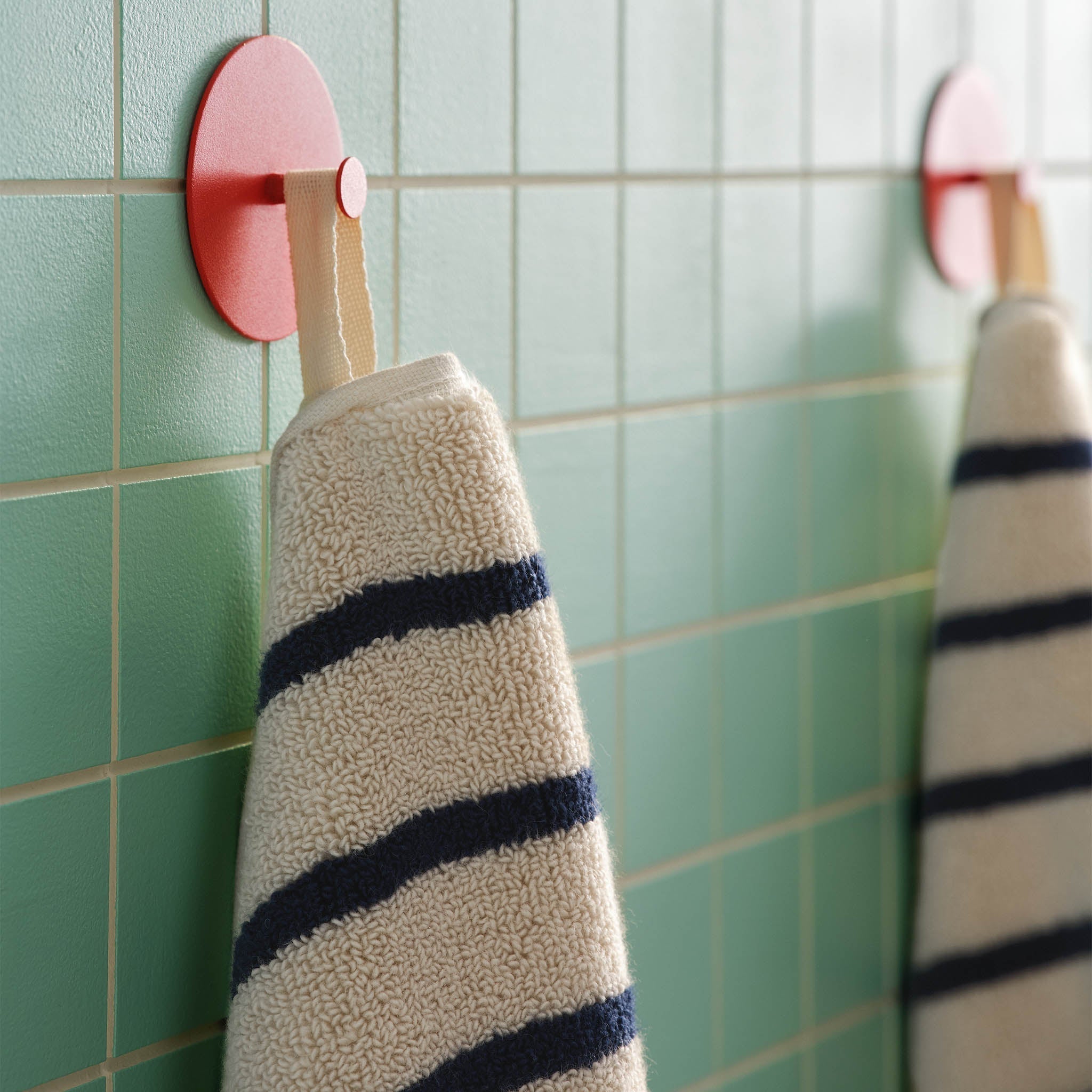 Super-Plush Set of 4 Bath Towel Bundle F8