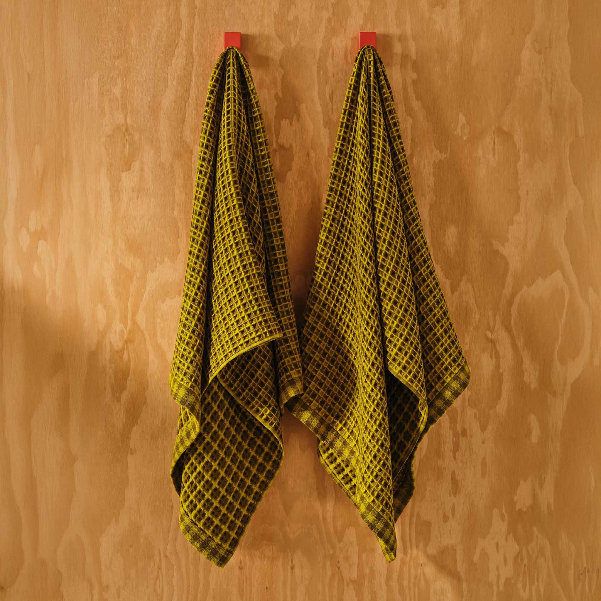 Dreamweave Waffle Bath Towels Set of 2 C6